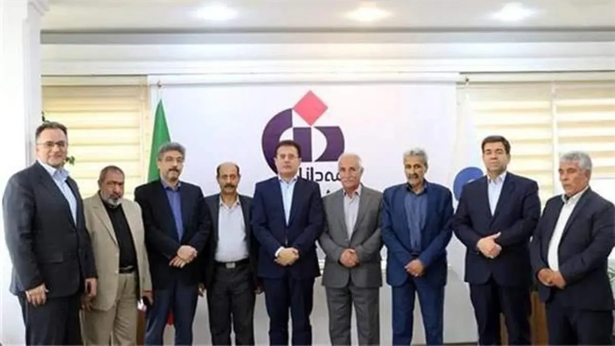 دیدار رئیس كانون بازنشستگان فولاد استان كرمان با مدیرعامل بیمه دانا