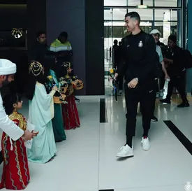 استقبال جالب دختران اماراتی از رونالدو