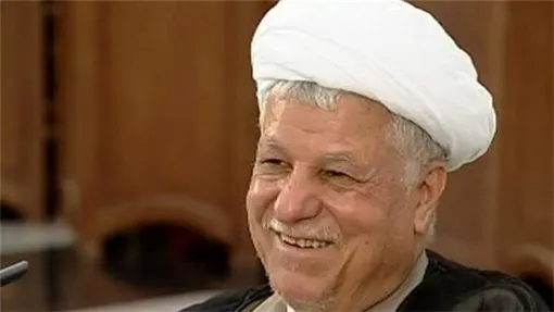 استبداد نمی گذارد استعداد های ملت شکل بگیرد و رشد کند و اگر هم رشد کند جلوی ثمر دهی استعداد های ملت را می گیرد...