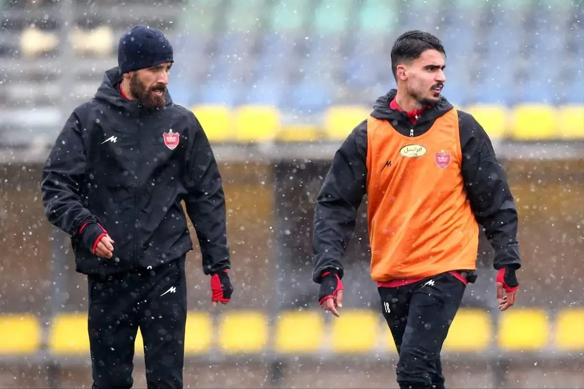 تمرین پرنشاط پرسپولیس در روز برفی تهران