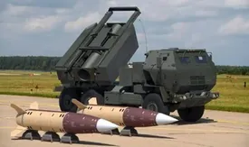 رویت لاشه موشک‌های آمریکایی اتکمز در حمله اوکراین به روسیه+عکس