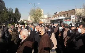 خیابان جای بازنشستگان نیست / دیگر فرصتی برای مزمزه کردن آرزوها نیست