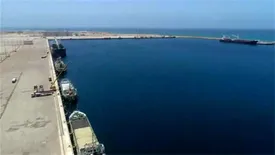 پهلوگیری همزمان 4 کشتی کالای اساسی در بندر چابهار