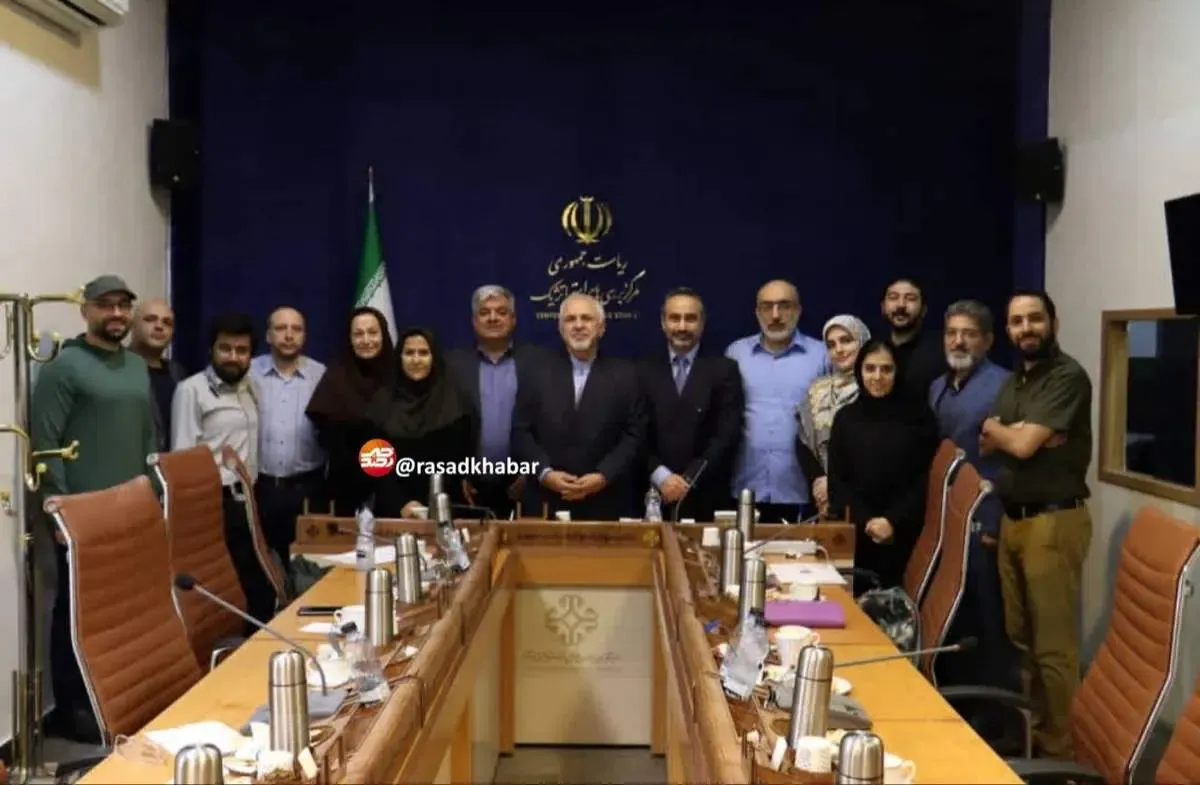 گزارش ظریف از اولین روز کاری در دولت پزشکیان/ عکس