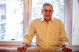 شکاف جریان های سیاسی با جامعه