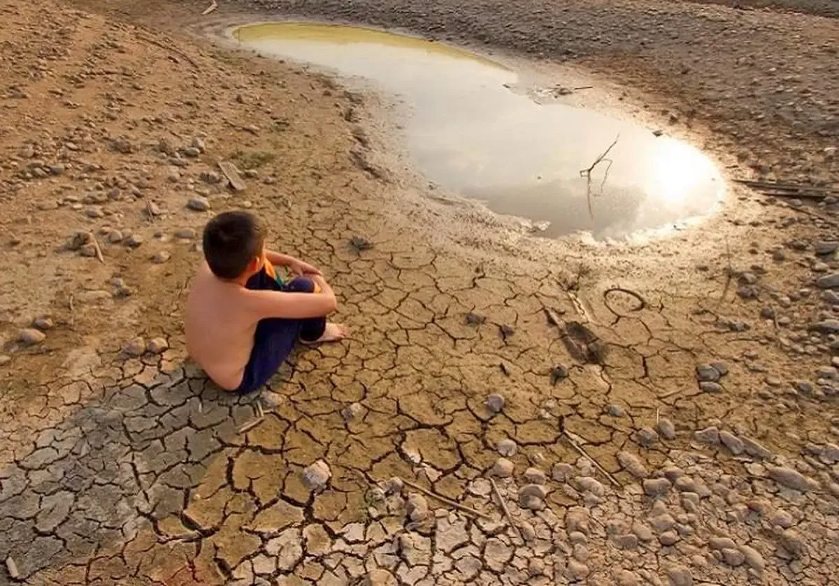 در انتظار خاموشی آب