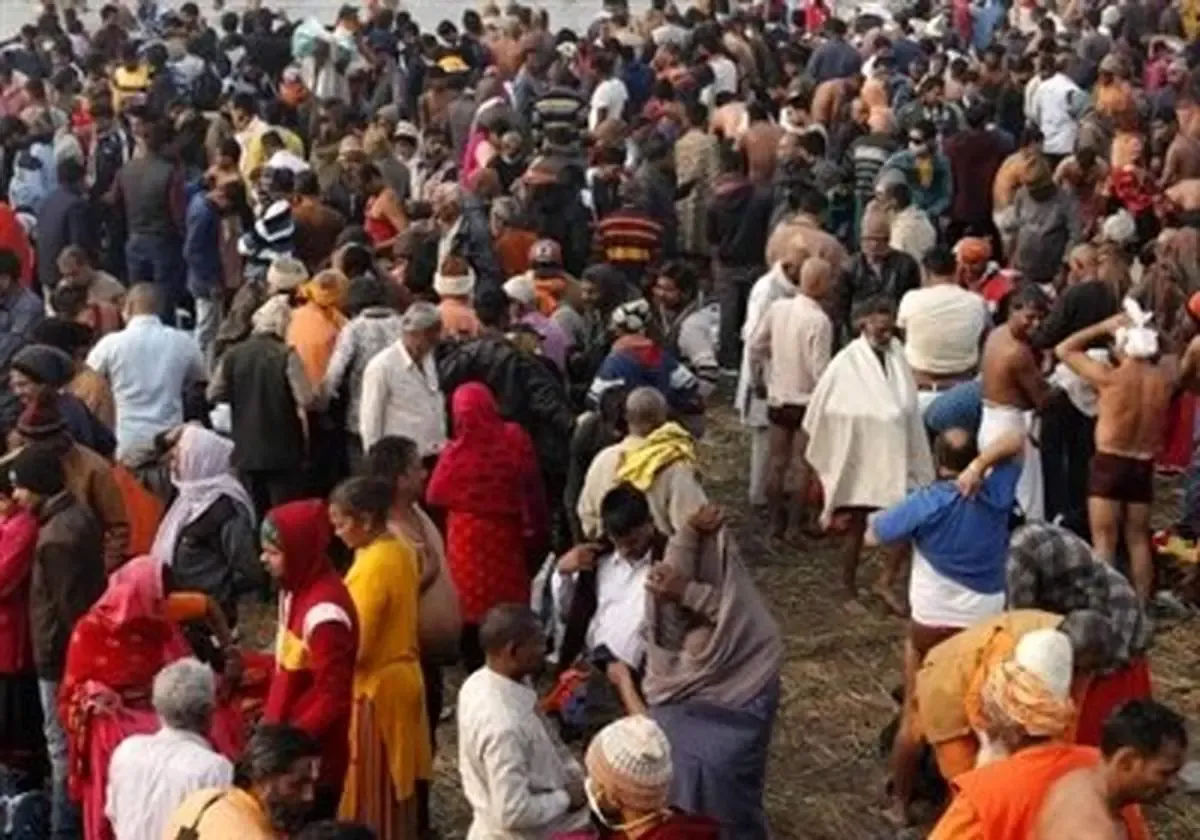 ازدحام جمعیت در هند دست کم ۲۷ کشته برجای گذاشت