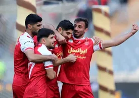 این پسر پنالتی زن اول پرسپولیس در دربی است