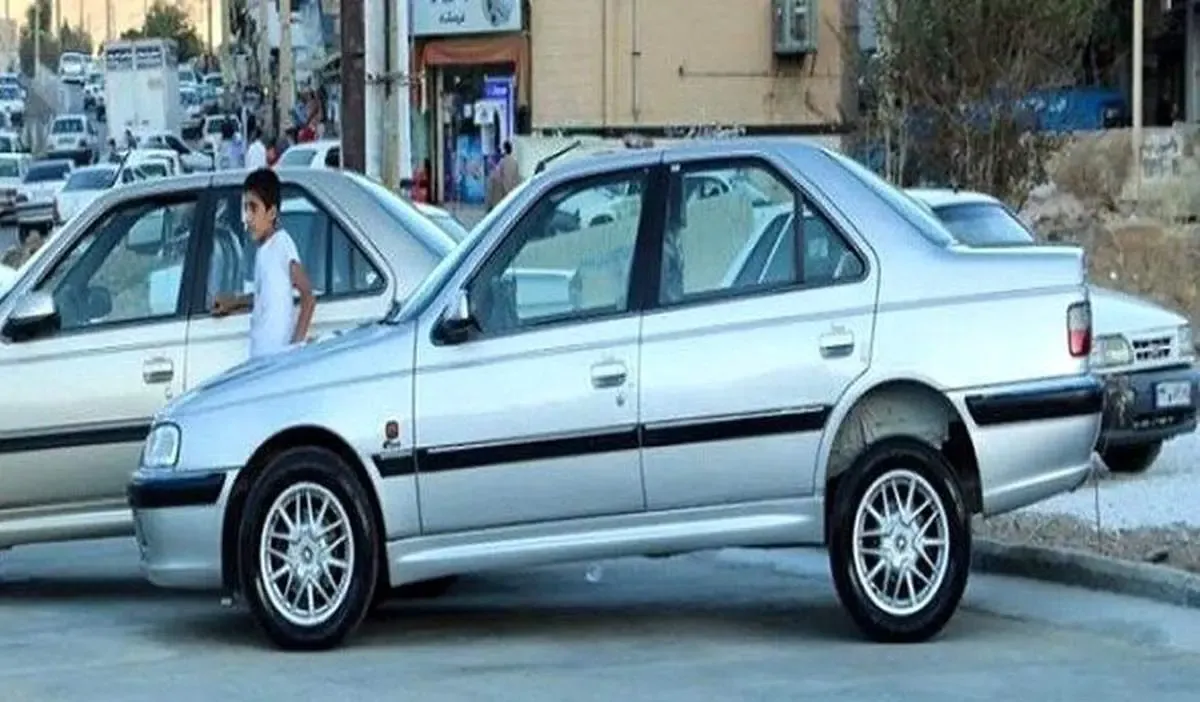 توقیف پنج خودرو شوتی و کشف کالاهای قاچاق به ارزش ۲۰ میلیارد ریال در ساوه