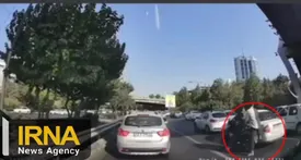 موبایل‌قاپان اتوبان همت بعد از دستگیری/ عکس