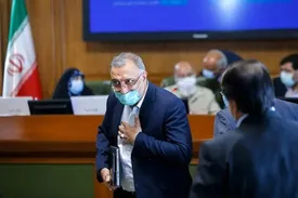 حوادث پیاپی در پله برقی‌های تهران | مسئولان در حال قدردانی از زاکانی