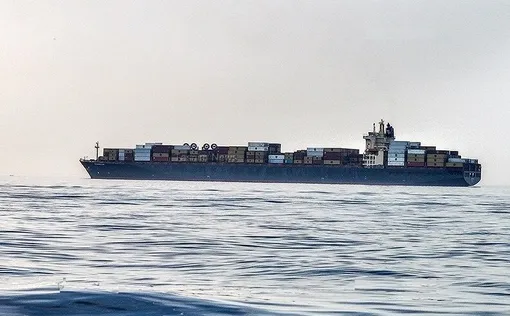 سپاه پاسداران به دزدی دریایی آمریکا پاسخ داد/ دو کشتی اسرائیلی توسط ایران توقیف شدند