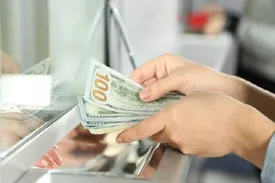 آخرین قیمت دلار و یورو در بازار رسمی