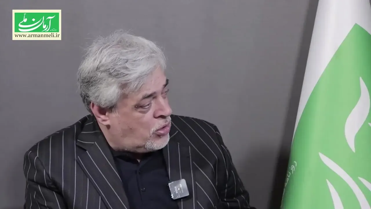 محمد مهاجری: روشنفکران نتوانستند به موقع وارد میدان شوند