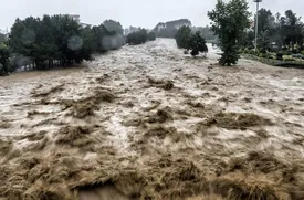 هوای سرد آلوده؛ زمین خشک سیل برده