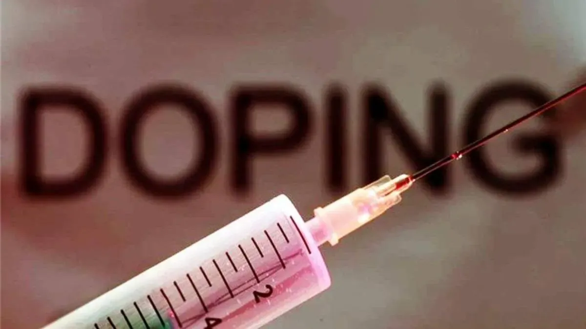 هشدار داور مشهور فوتبال ایران درباره دوپینگ در مسابقات لیگ برتر