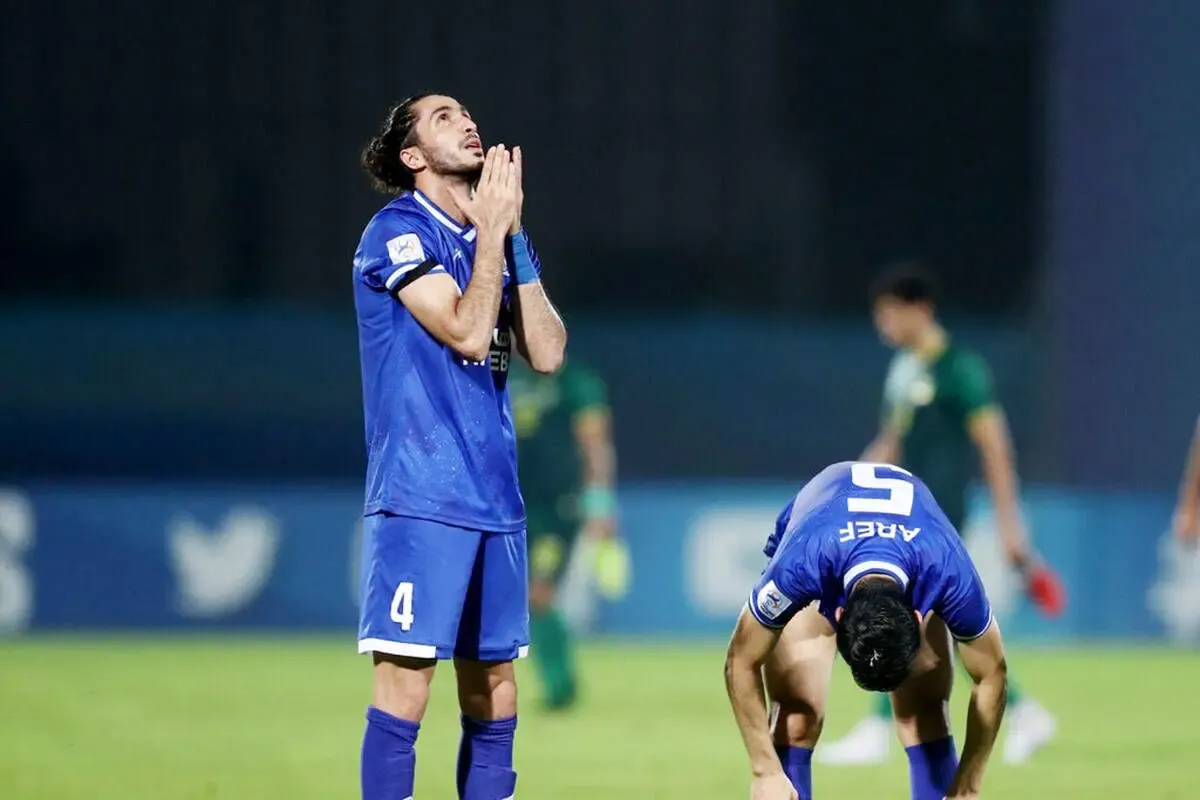 نکونام شاه ماهی را برای دربی صید کرد