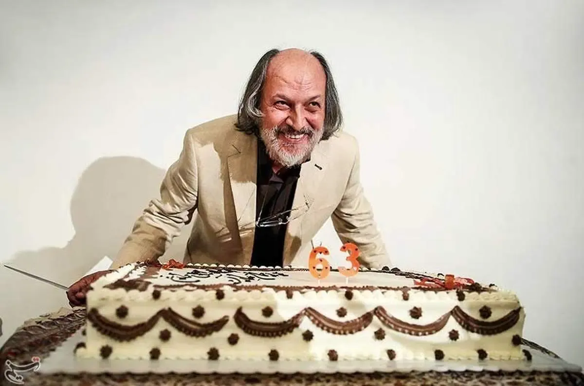 او شمع تولد هفتاد سالگی‌اش را فوت نکرد + عکس