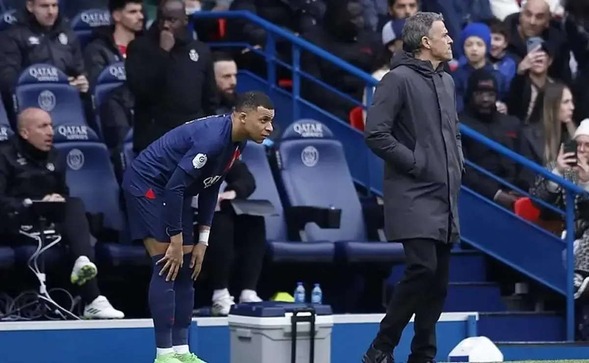 واکنش انریکه به نیمکت‌نشینی دوباره امباپه