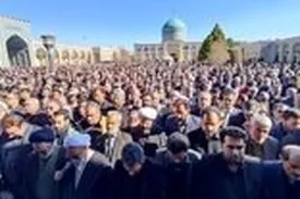 ازدحام در تشییع پیکر کاندیدای ردصلاحیت شده