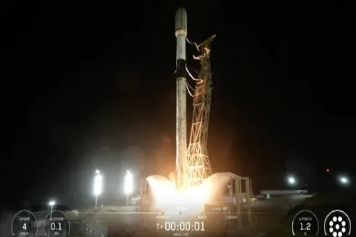 آمریکا ماهواره‌های جاسوسی ارسال کرد