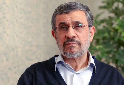 ماجرای اقدام ناپسند احمدی‌نژاد در مراسم سالگرد رهبر فقید انقلاب چه بود؟