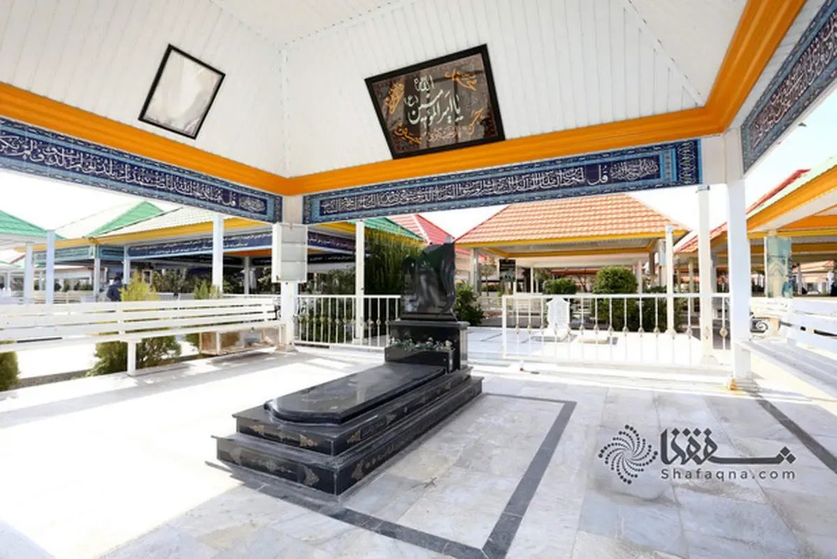 قبرهای لاکچری در قم