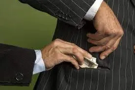 دو کارمند در شهرداری دزفول بازداشت شدند/ اتهام: دریافت رشوه