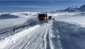 برف و کولاک تهرانی‌ها را غافلگیر می کند