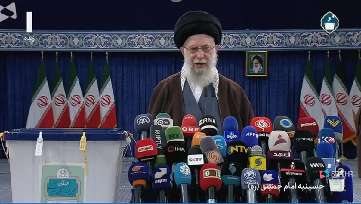 رهبر انقلاب: با شرکت در انتخابات دشمنان را ناامید کنید
