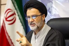 نبویان: محاصره دریایی ایران یک شوخی است