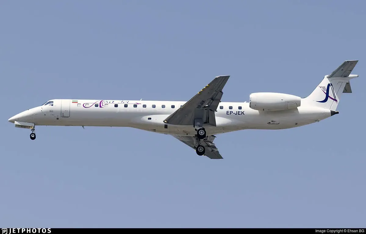 نوزاد دوماهه ایرانی جت سوار شد