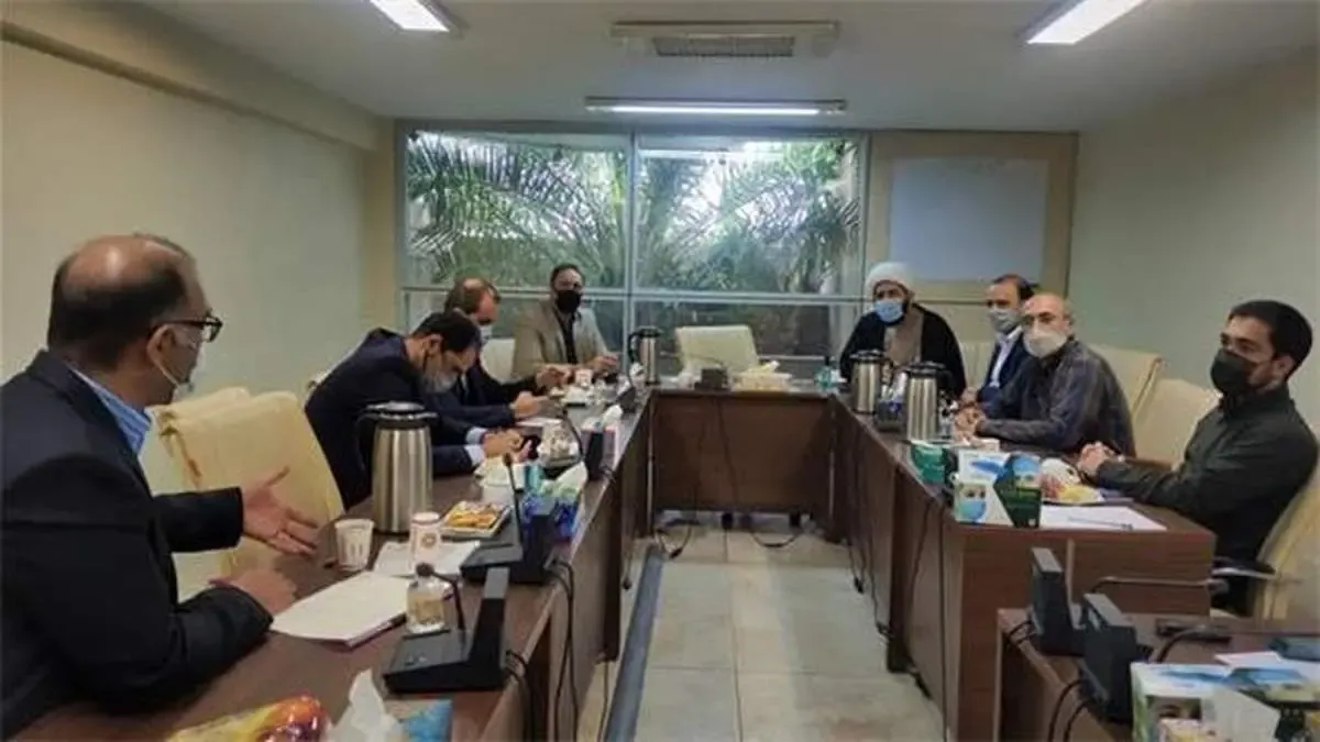 احتمال افزایش مهاجرت نیروهای متخصص / به نام حمایت از کسب‌وکارها، بر لایه‌های حکمرانی فضای مجازی نیفزایید