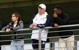 عکس‌/ یک زن ایرانی مهمان رئال مادرید؛ ملاقات ویژه با کارلو آنچلوتی