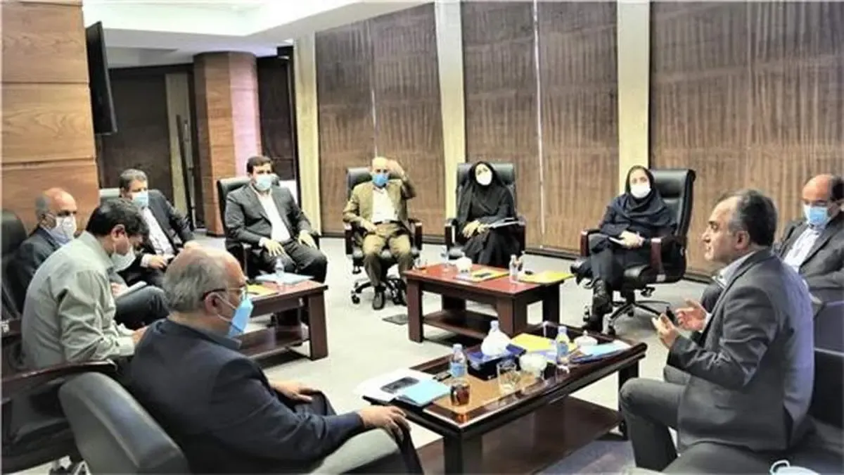 نخستین جلسه هم اندیشی فرهنگ سازمانی با رویکرد اخلاق حرفه‌ای در بیمه ایران