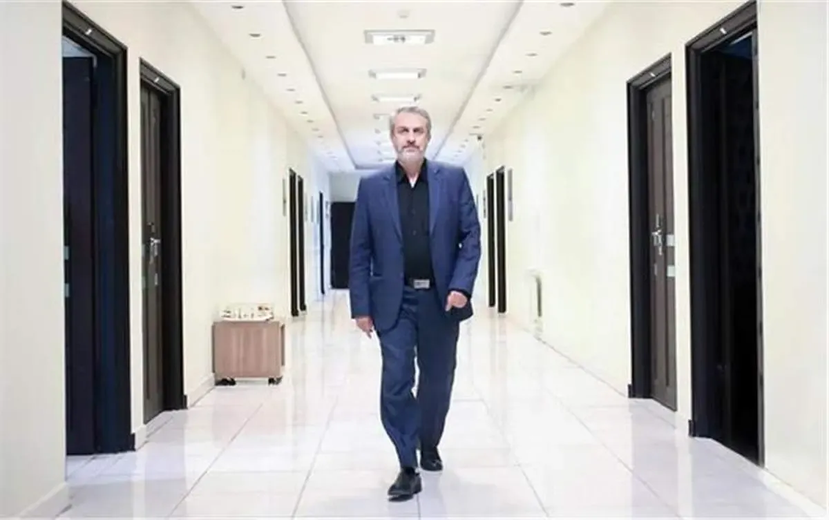 واکنش فاطمی امین به شایعات برکناری‌اش/ آیا او گزینه بعدی ترمیم بدنه دولت خواهد بود یا خیر؟