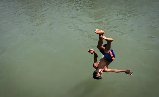 آب تني در كانال