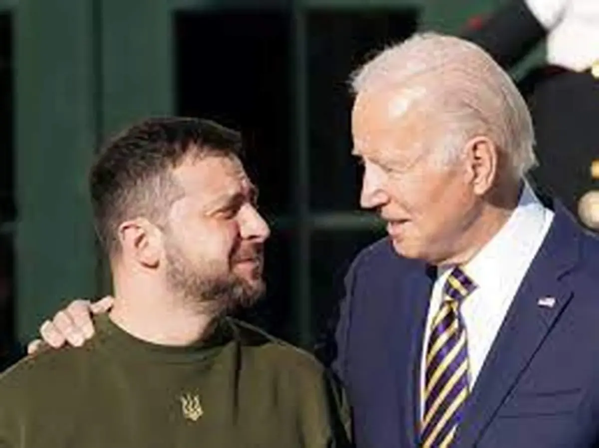 عکس معنادار دیدار بایدن و زلنسکی در رسانه اوکراینی