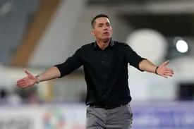 نقشه جدید پرسپولیس برای اوسمار ویرا