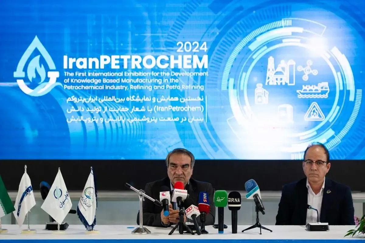 اعلام آمادگی پتروشیمی کارون برای فروش دانش فنی ایرانی ایزوسیانات/ بهره‌برداری از هایکو کارون در بهار ۱۴۰۳/ پروژه‌های جدید با خوراک گازی باید متوقف شود