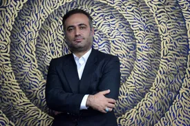 بی خبری روشنفکران خارج نشین از زیست جامعه در ایران