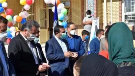 «مدرسه امید تجارت»در روستای ریگون سپیدان افتتاح شد