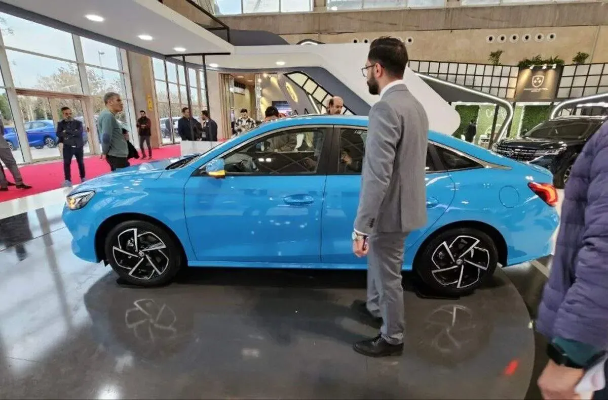 خودرو‌ هست،  مشتری نیست!