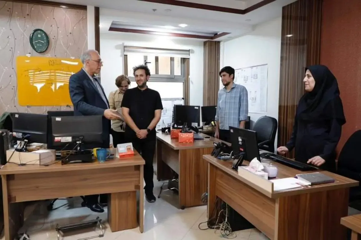 بازدید دکتر سید عباس حسینی مدیرعامل بانک مسکن از شرکت ناواکو