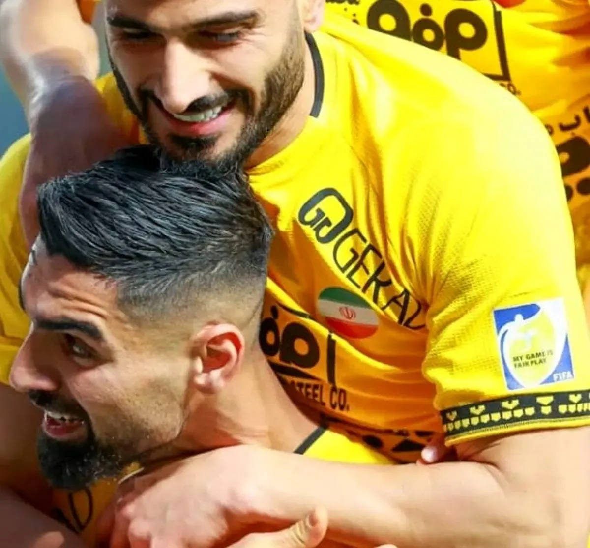 زردپوشان سپاهان مقابل شمس آذر به راحتی صعود کردند