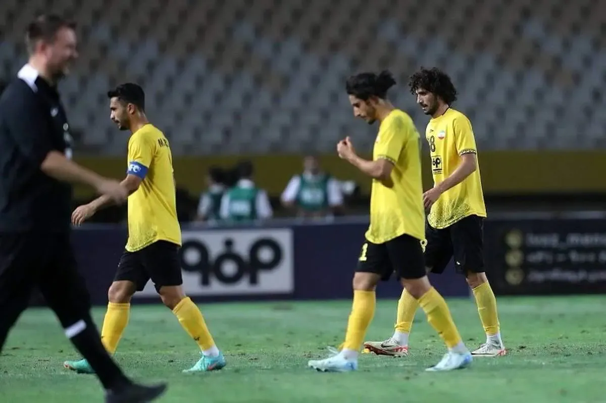 هافبک سپاهان رسماً پرسپولیسی شد