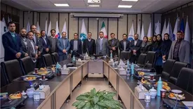 تقدیر از دبیران واعضای پنل های تخصصی سندیکای بیمه گران در بیست و هشتمین همایش ملی بیمه و توسعه