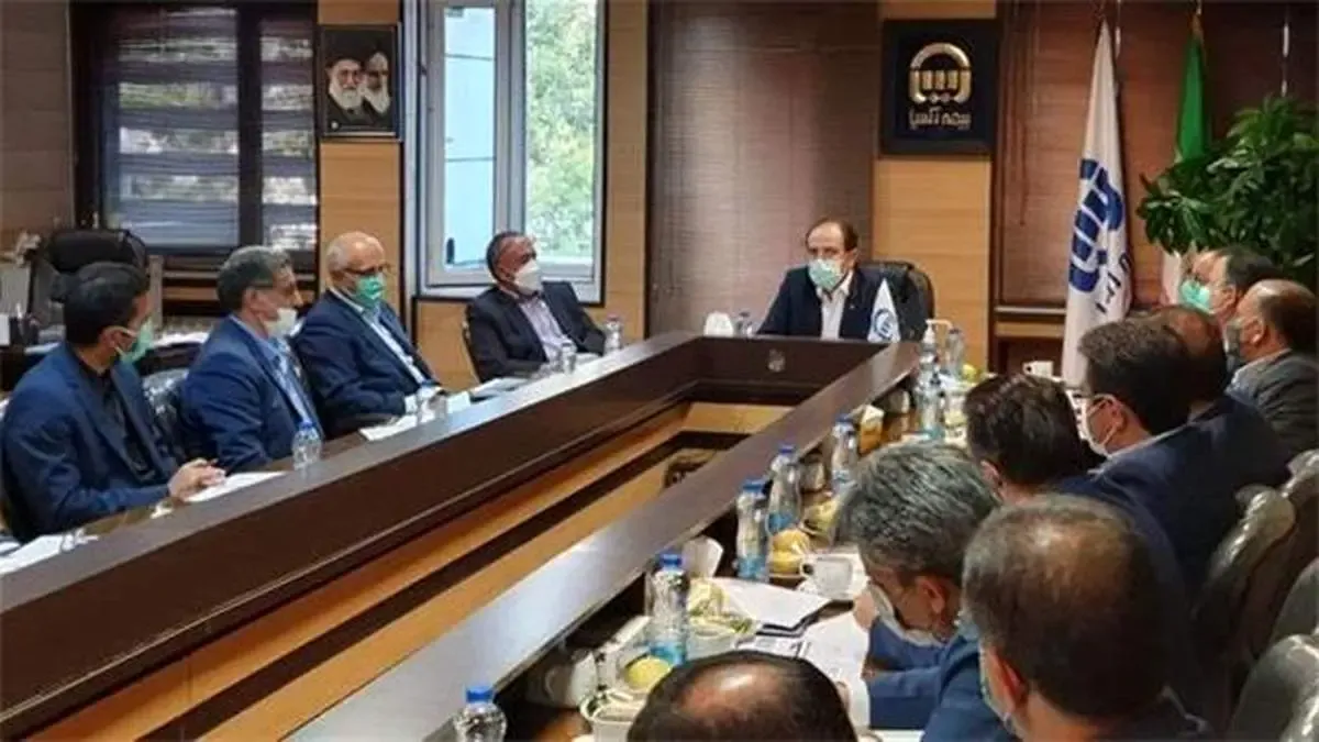 نشست مدیرعامل بیمه آسیا و هیات همراه با سرپرستی و شبکه فروش منطقه چهار بیمه آسیا در استان خراسان رضوی