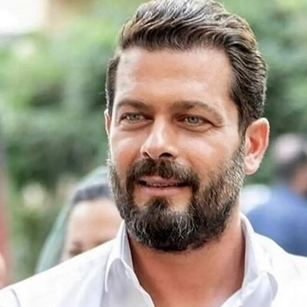 ببینید / بغض پژمان بازغی وقتی درباره شایعات زندگیش صحبت می‌کند