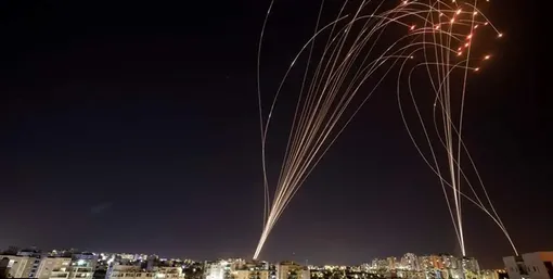 پدافند گنبد آهنین اسرائیل چگونه عمل می‌کند؟